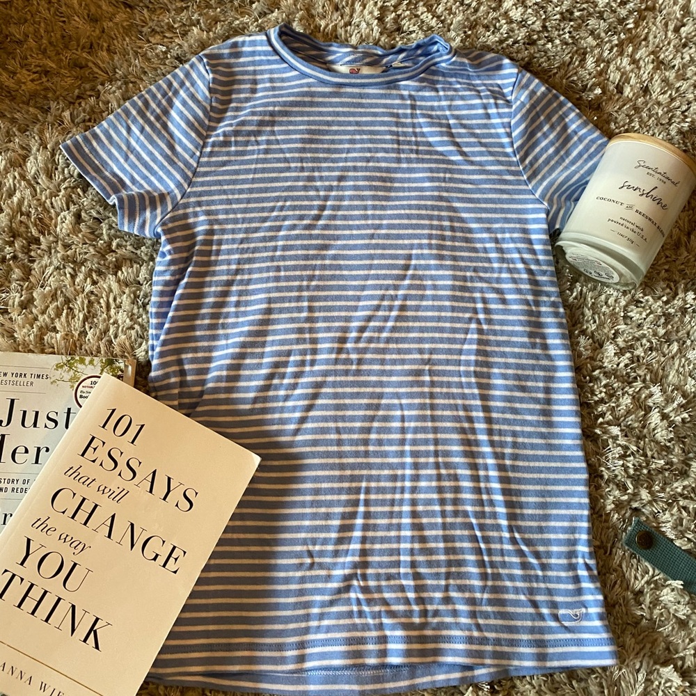 Vineyard Vines Tee